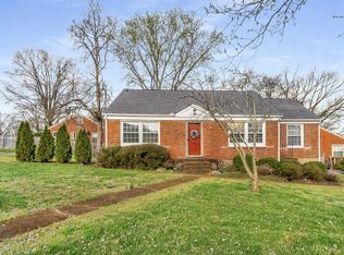 5618 Knob Rd, Nashville, TN 37209