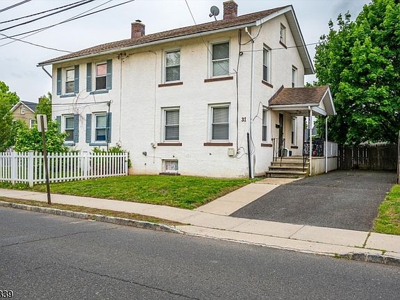2nd image of 31 Romney Rd