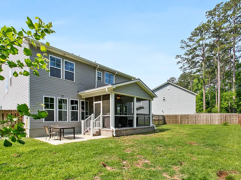 35 Whitaker Way N — Photo 19