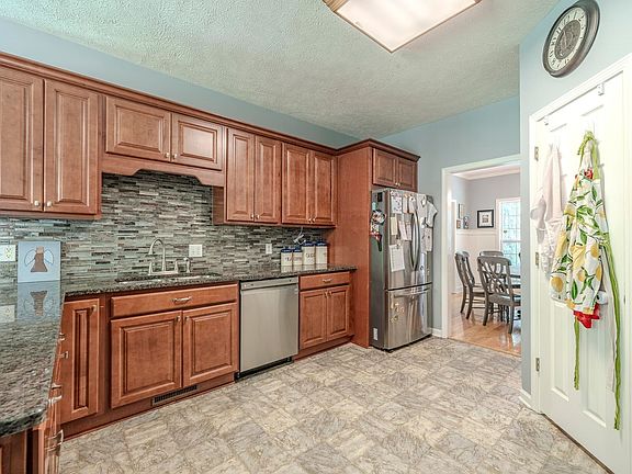 2nd image of 214 Charlie Pounds Rd