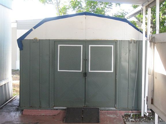 4th image of 208 Gazelle Dr