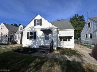 445 E 275th St, Euclid, OH