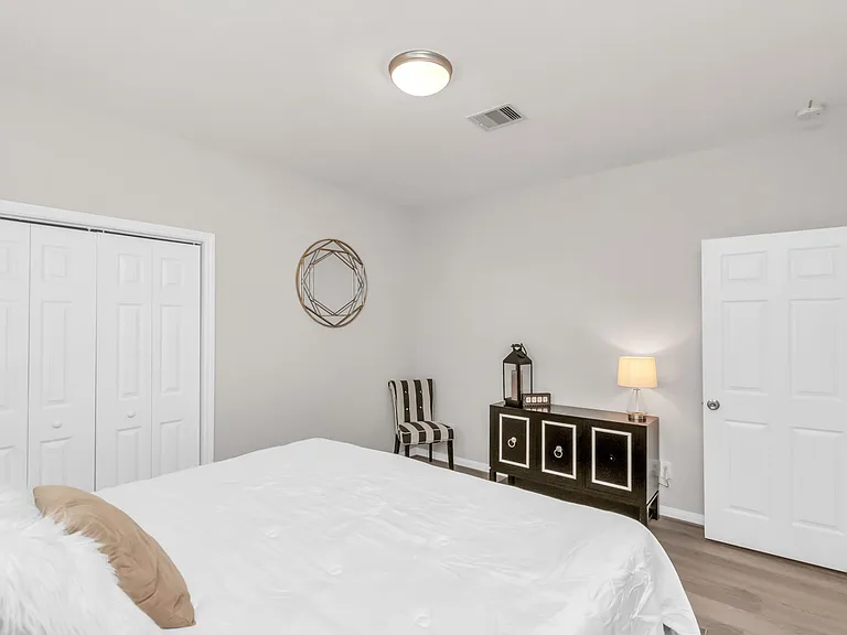 3308 Castor St — Photo 33