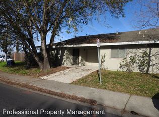 4825 Ehrhardt Ave, Sacramento, CA 95823