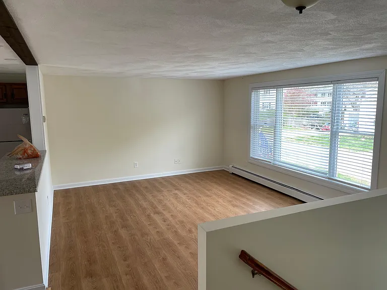 30 Riverdale Ave — Photo 9