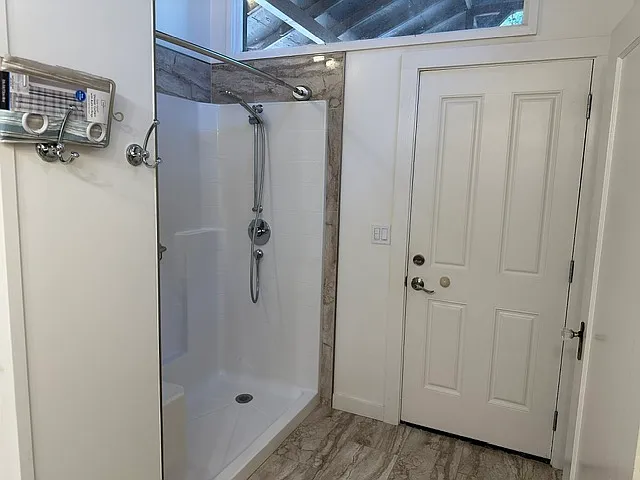 1024 Rambling Rd — Photo 20