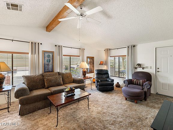 4th image of 1749 Knoll Dr