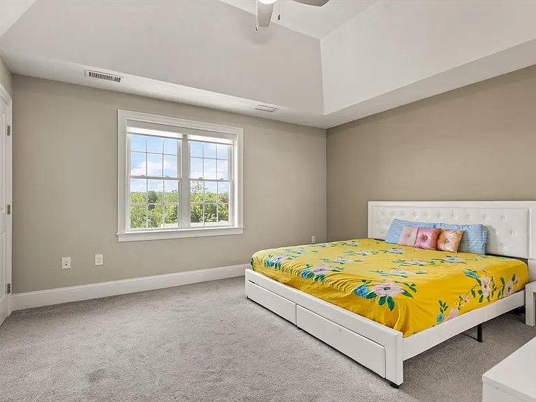 7 Hill St #6 — Photo 12