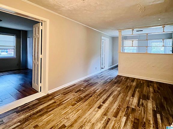 2nd image of 530 5th St