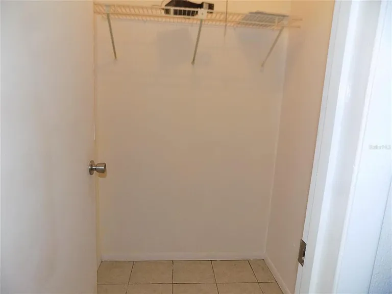 2811 SW Archer Rd #X201 — Photo 21