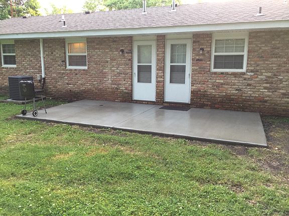 2nd image of 200 N Redwood Ln #202