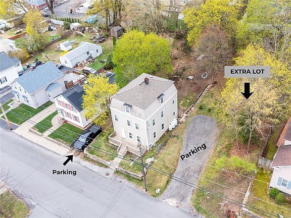 2nd image of 28 Youngs Ave