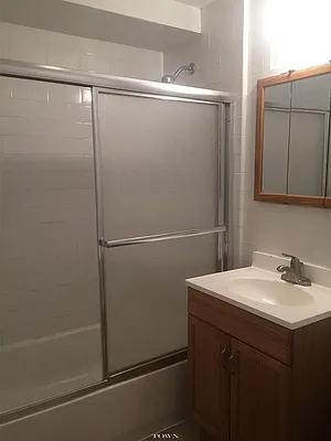 Rented by Town Residential | media 28