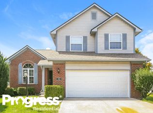 12950 Dellinger Dr, Fishers, IN 46038