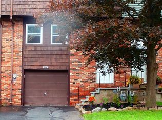 8393C Shallowcreek Rd, Liverpool, NY 13090