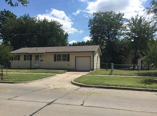 2715 W University Ave, Wichita, KS 67213