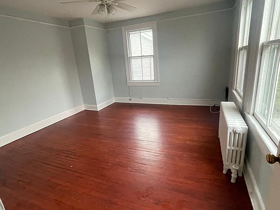 Living Room Unfurnished