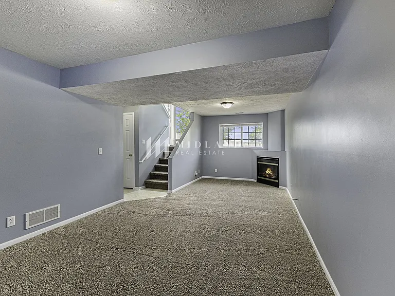 2704 Michaela St — Photo 13