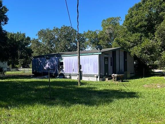 3rd image of 2950 NW 47TH AVENUE