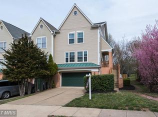 14350 Uniform Dr, Centreville, VA 20121
