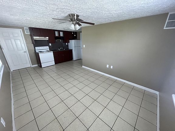 4th image of 1207 Pierce St W
