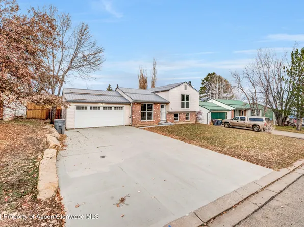 408 Meadowbrook Ct, Hayden, CO 81639