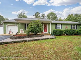 582 6th Ave, Toms River, NJ