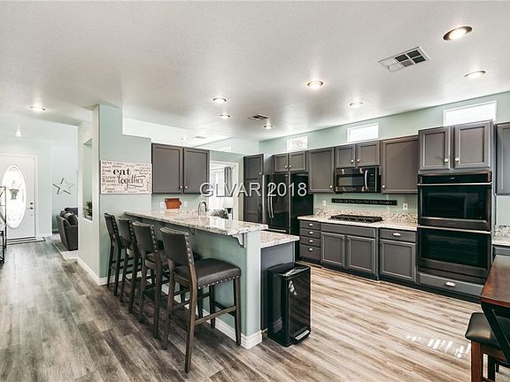 5th image of 3209 Hill Valley St