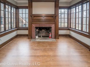 1302 Quincy Ave APT 1, Racine, WI 53405