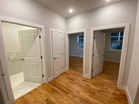 5th image of 134-142 Sussex Ave #106