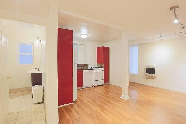 1st image of 11 Broderick St APT 4