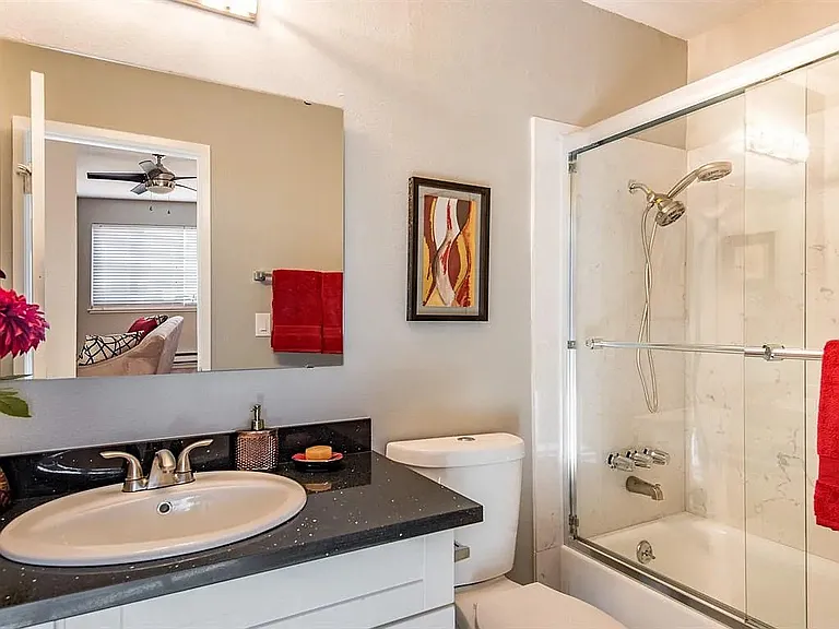 3680 Greenlee Dr #18 — Photo 9
