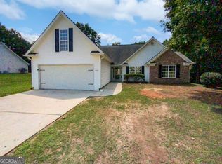 320 River Landing Dr, Monroe, GA