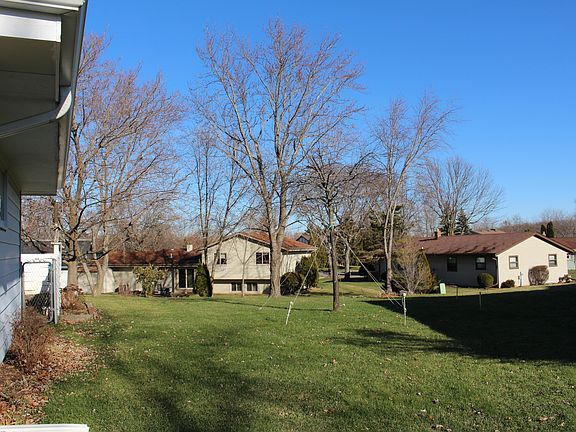2nd image of N109W15838 Blacksmith Ct