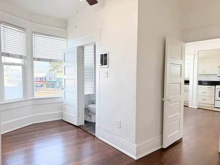 4170 Park Blvd — Photo 22