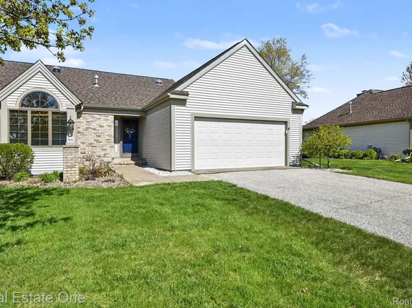 5661 Macintosh Dr, Bay City, MI 48706