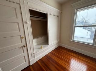 18 Edson St #20, Lowell, MA 01851