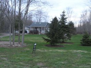 1862 Carmen Rd, Barker, NY 14012