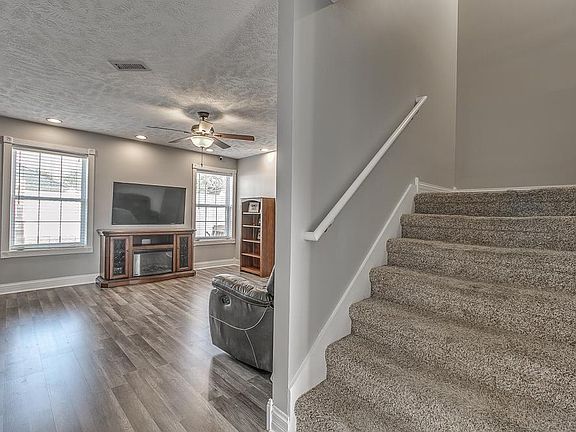 4th image of 5060 Cornelius Dr