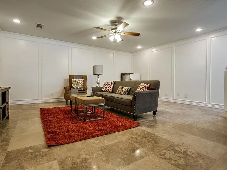 2352 Wildoak Dr — Photo 8