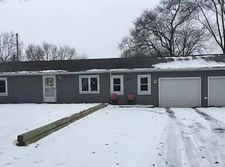 503 4th St, Colona, IL 61241