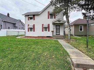 2320 18th St #A, Moline, IL 61265