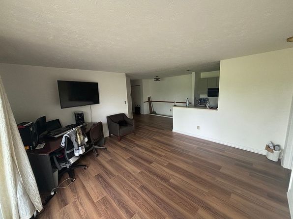 4540 Village Ct #3