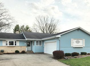 2110 Ruger Ave, Janesville, WI 53545