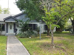 126 Forrest St, Baytown, TX 77520