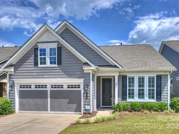 7323 Surprise Ct, Charlotte, NC 28215