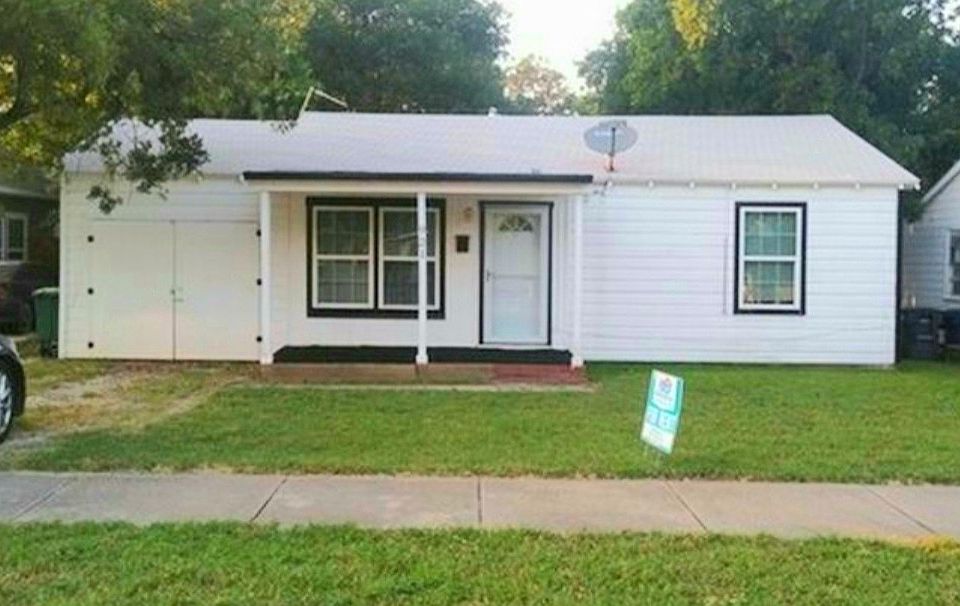 1st image of 921 Glen Garden Dr