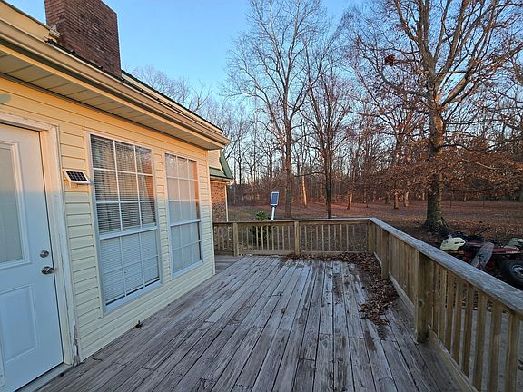 5th image of 12 Hancock Rd