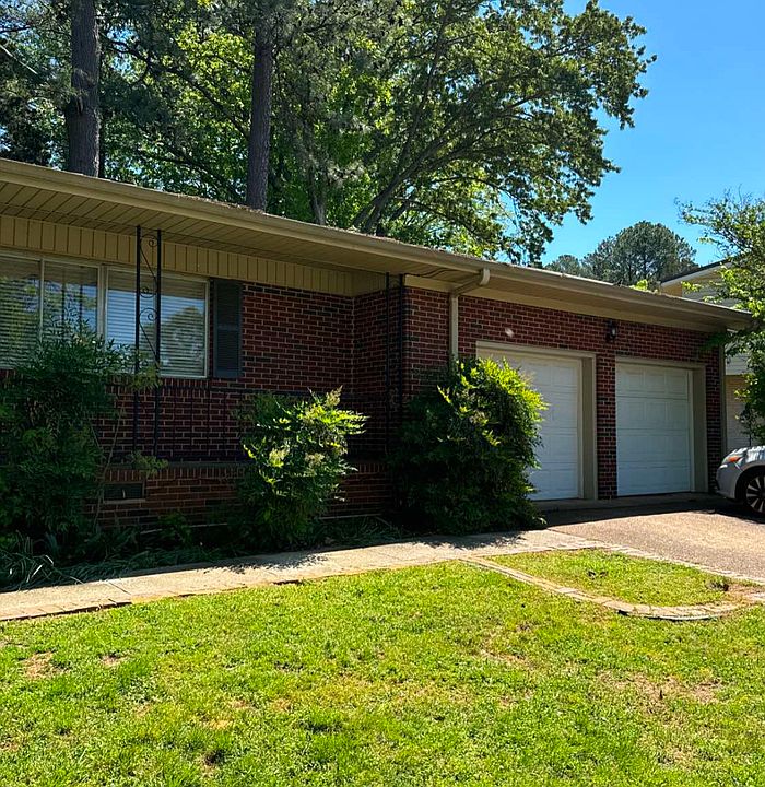 1st image of 11311 Woodcrest Dr SE