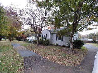 2938 S Stratford Rd, Winston Salem, NC 27103